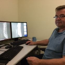 V Jihlavě použili novou metodu pro pacienty s vyhřezlou ploténkou