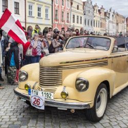 Vzpomínka na závod Mezi dvěma branami