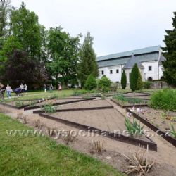 Zámku ve Žďáru nad Sázavou otevřel své zahrady