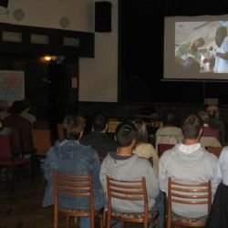 Zkoumá africké savce. O svých zkušenostech bude vyprávět v Koněšíně