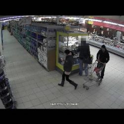 Zloději okradli v jihlavském obchodním domě dvě starší ženy