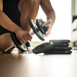 Činkové osy jsou základním kamenem bezpečnosti při posilování s činkami