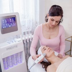 První v Česku! Profesionální kosmetické ošetření nejmodernějším přístrojem dorazilo do Havlíčkova Brodu