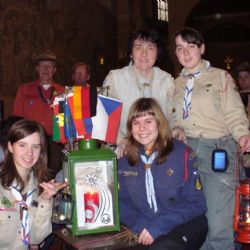 Betlémské světlo přináší naději a poselství Vánoc