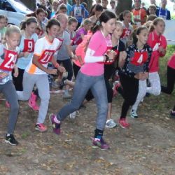 Přespolní běžci v Městských sadech v Pelhřimově