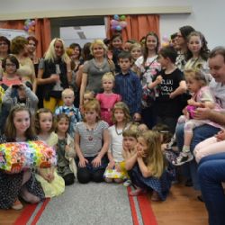 Módní přehlídka odstartovala šestý Jarní charitativní bazar ve Zvonečku