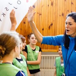 Mistryně světa a bronzová olympijská medailistka Šárka Kašpárková na návštěvě v ZŠ a MŠ Křižanov