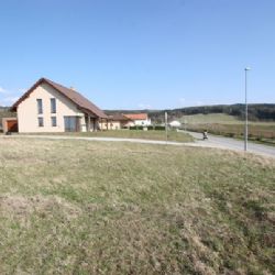 Co byste měli vědět, když zvažujete prodej pozemků? 