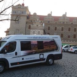 Chcete vyrazit na dovolenou s obytným vozem? V dobré půjčovně můžete získat zajímavé výhody!