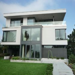 Tradice dřevovýroby v Třešti pokračuje, její kvalitu oceňují také v Praze