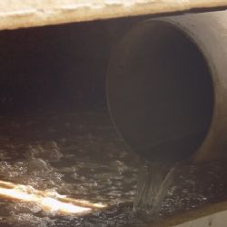 Čtvrtmilionová pokuta za nelegální vypouštění odpadních vod