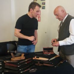 Splněný sen o výrobě nožů Aleše Vencovského