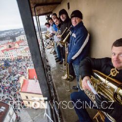 Koledy z věže kostela Nanebevzetí Panny Marie