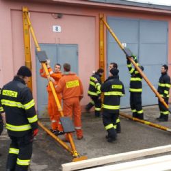 Jaderní hasiči z Dukovan trénují na zemětřesení