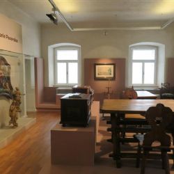 Pacovské muzeum: Historie, motocykly a umění v zámku