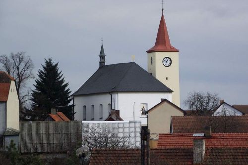 Foto: Škola oživila Sametovou revoluci – studenti prožili historii