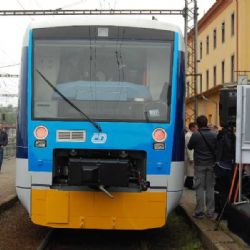 Rychlíky budou v Křižanově zase stavět, ministerstvo ustoupilo protestům