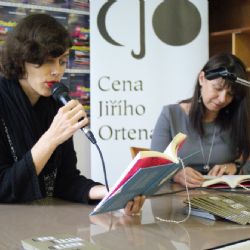 Mladá a úspěšná. Brodský knižní veletrh navštívila laureátka Ceny Jiřího Ortena