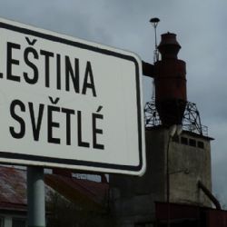 V Leštině se dočkali symbolů jara, přiletěli čápi