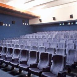 Velké Meziříčí investuje 1,3 milionu Kč do modernizace kina s vylepšeným obrazem a rozšířeným občerstvením