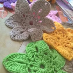 Víte, že charita je v módě? Pomáhat druhým je totiž atraktivní!