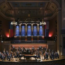 Česká filharmonie zahraje pro abonenty a vyrazí do Vídně a Bratislavy