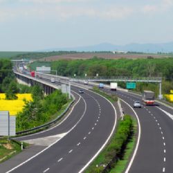 Elektronickou dálniční známku si koupilo už pět milionů motoristů