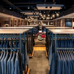 Pánská módní značka BANDI úspěšně prošla pandemií, zůstala v zisku a chystá nové prodejny