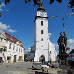 Velké Meziříčí revitalizuje památníky před oslavami konce války