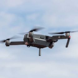 EG.D modernizuje kontroly vedení: do terénu míří autonomní drony