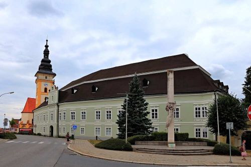 Foto: Moravské Budějovice: Nový obchvat za 200 mil. Kč odlehčí centru