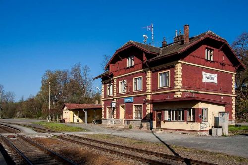 Foto: Rekonstrukce pacovského nádraží: boj o historickou hodnotu vs. modernizace