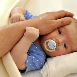Třebíčská nemocnice nabízí individuální péči porodní asistentky za 14 tisíc