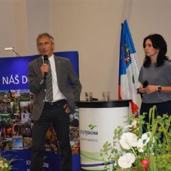 Česko-Slovenská konference: Na obou stranách hranice chybí žáci a studenti