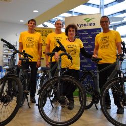 Vítězové soutěže Do práce na kole si převzali své ceny