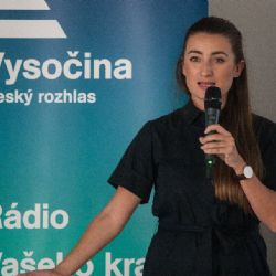 Během školy pracujte v oboru!  Nenoste kafe nebo pivo, radí manažerka Seznamu Fuksová