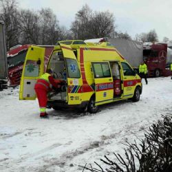 Dálnice D1 u Jeníkova stojí