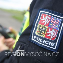 Zloděj v Havlíčkově Brodě ukradl v rodinném domě šperky a hotovost za 80 tisíc