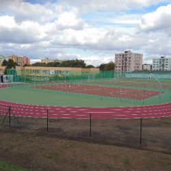 Pelhřimovští školáci mají nové hřiště i s oválem pro atletiku